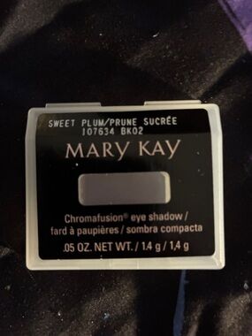 Mary Kay Chromafusion Eyeshadow - Plum Shade